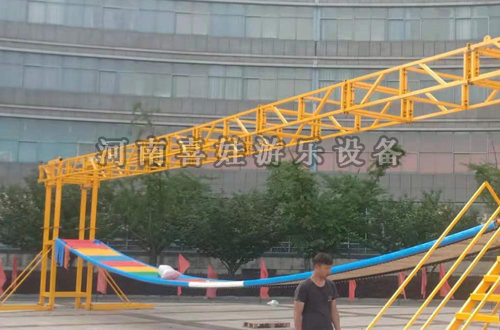 网红桥安装现场
